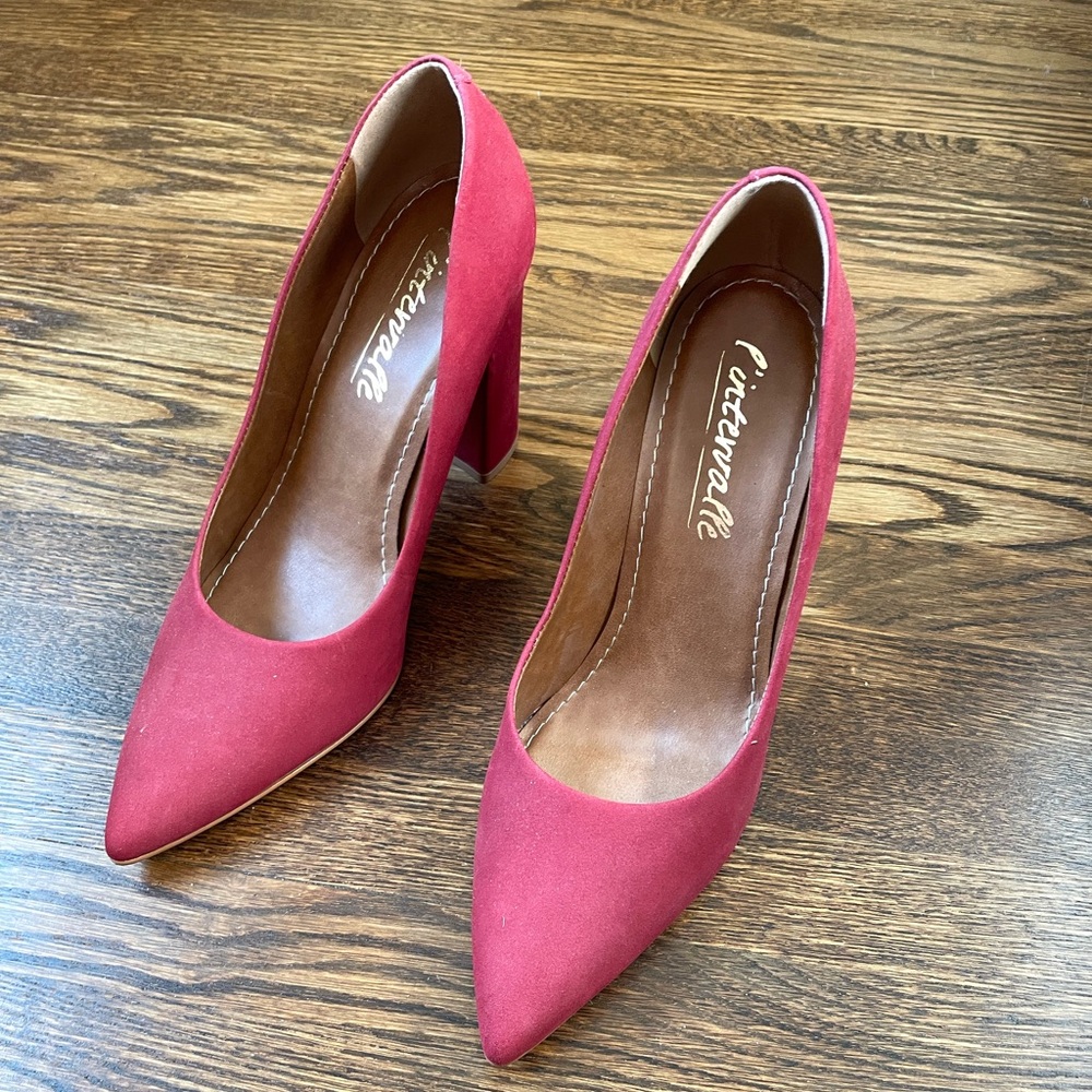 Red Block Heel Pointed Toe Pumps